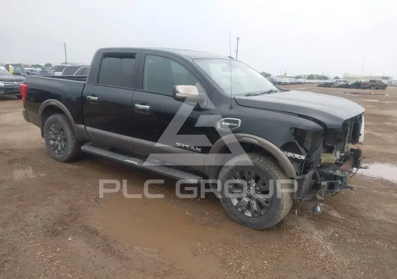 2017 Nissan TITAN фото
