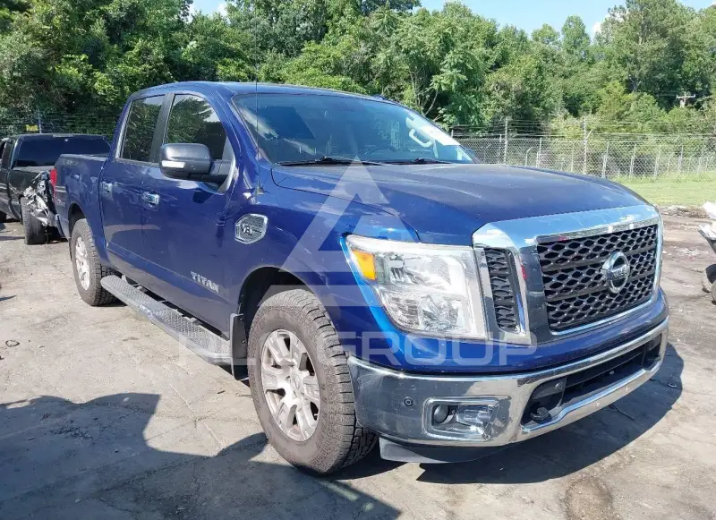 2017 Nissan TITAN фото