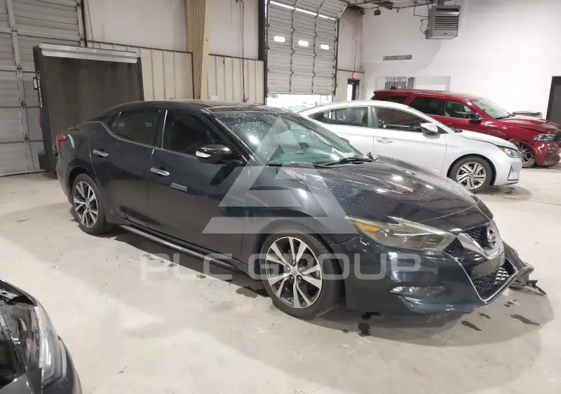 2017 Nissan MAXIMA photo