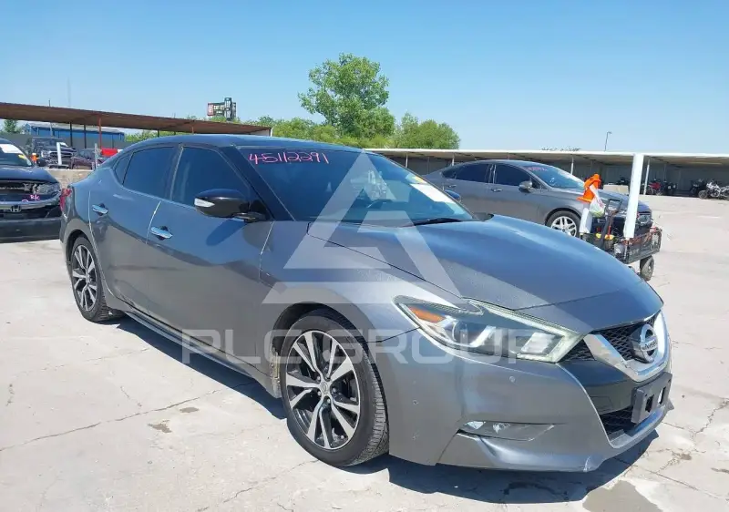 2017 Nissan MAXIMA photo