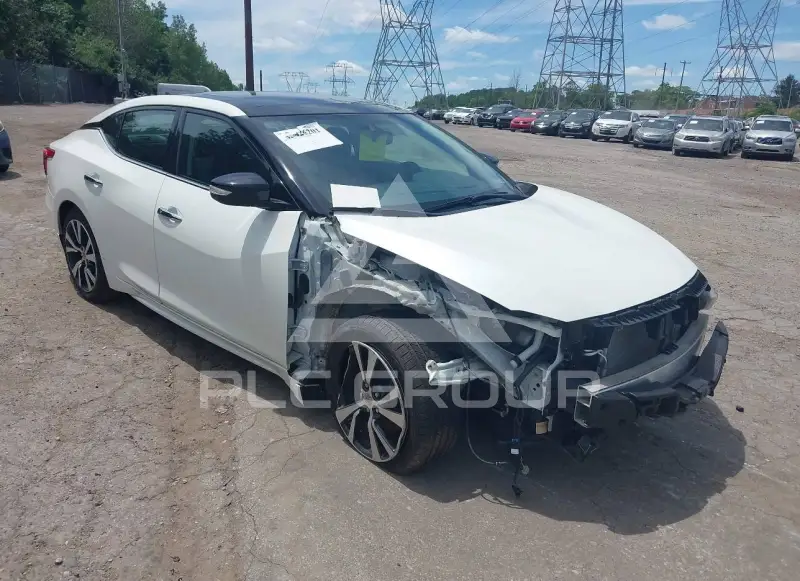 2017 Nissan MAXIMA photo