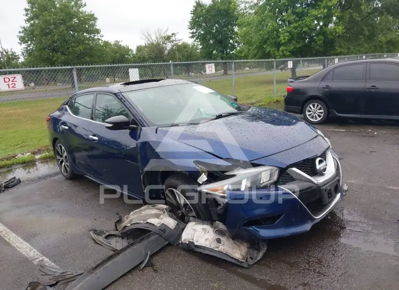 2017 Nissan MAXIMA photo