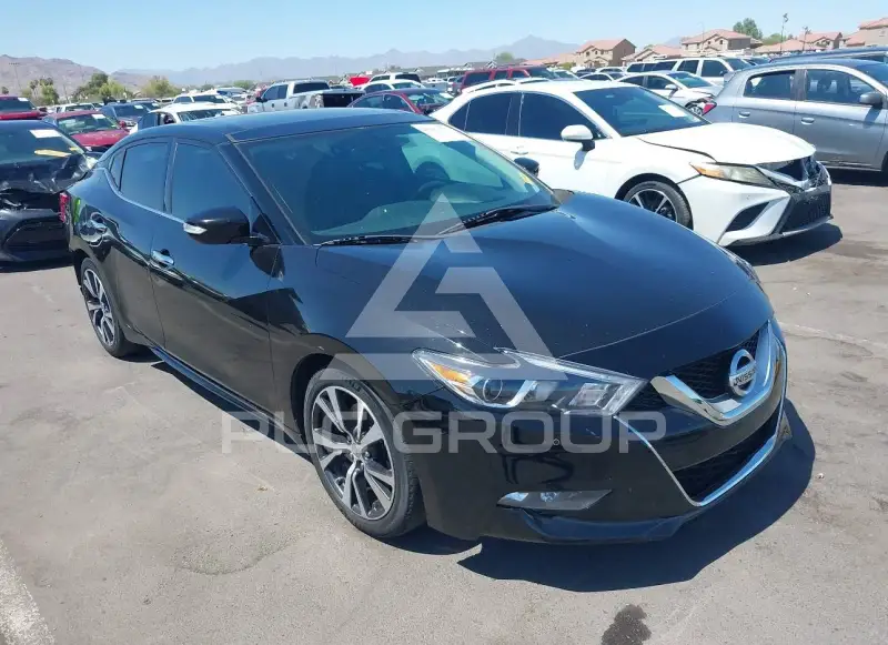 2017 Nissan MAXIMA photo