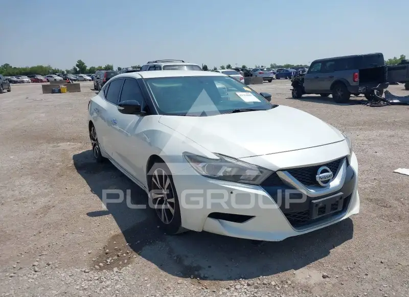 2017 Nissan MAXIMA photo