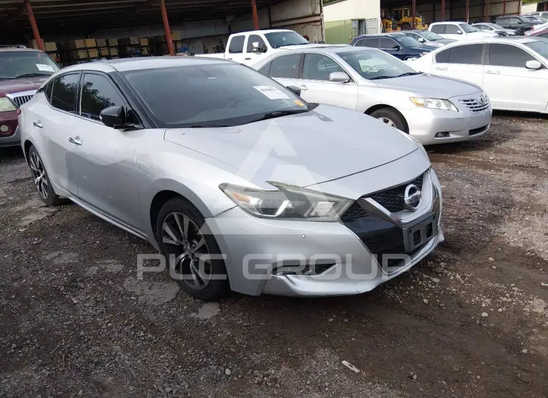 2017 Nissan MAXIMA photo