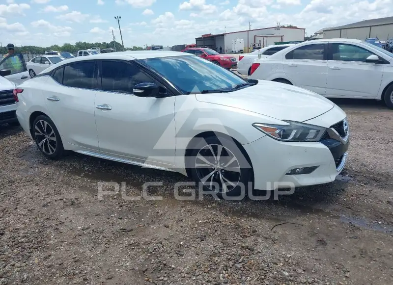 2017 Nissan MAXIMA photo