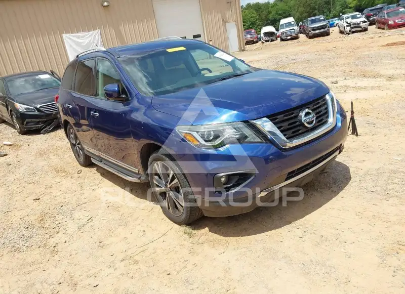 2017 Nissan PATHFINDER photo
