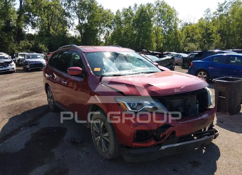2017 Nissan PATHFINDER photo
