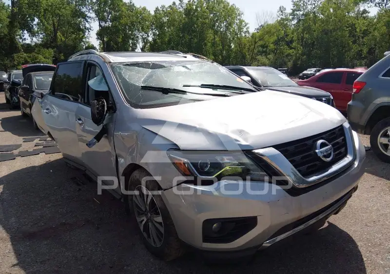 2017 Nissan PATHFINDER фото