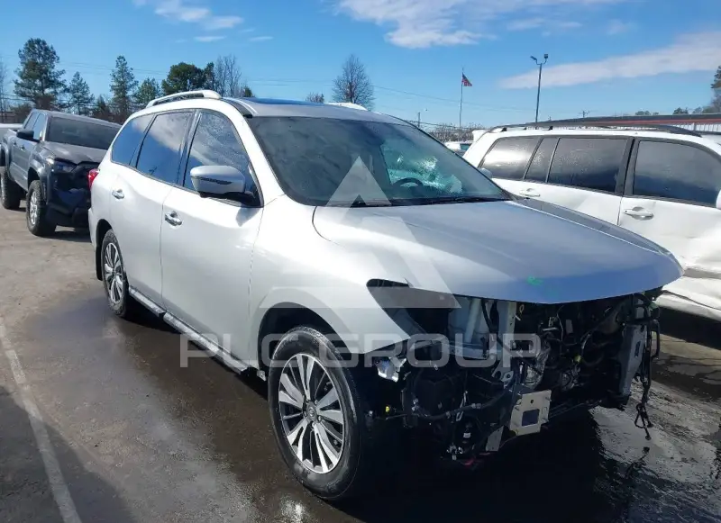2017 Nissan PATHFINDER фото