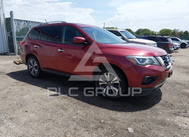 2017 Nissan PATHFINDER photo