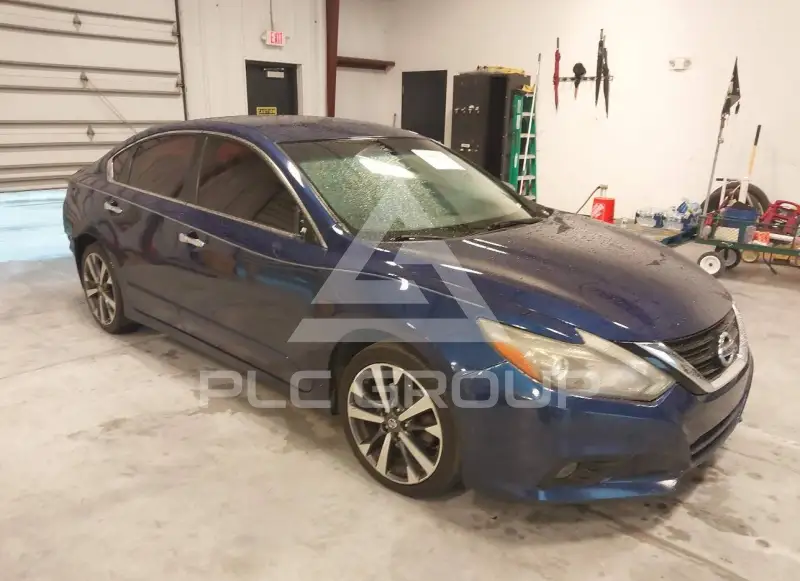 2017 Nissan ALTIMA photo