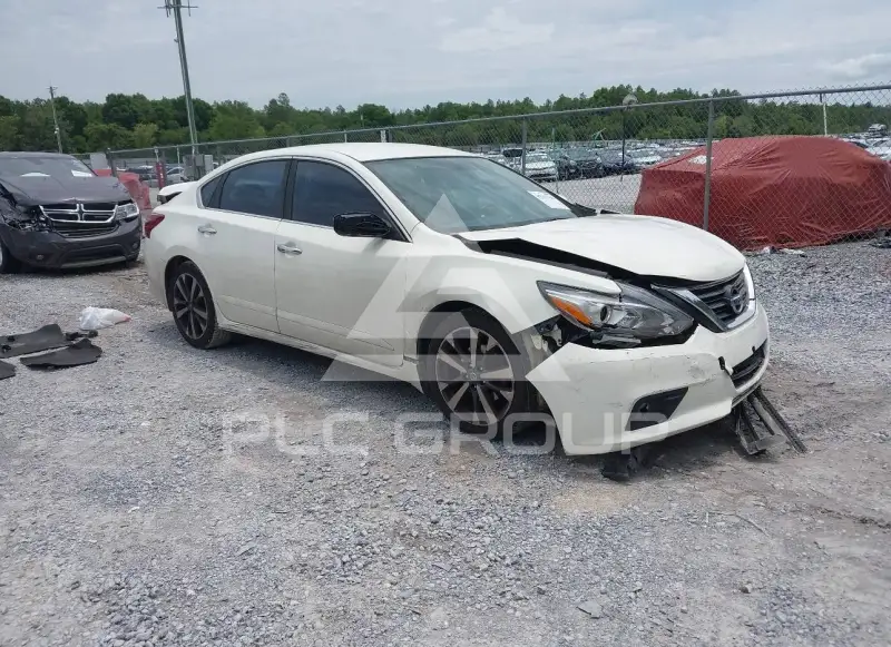 2017 Nissan ALTIMA фото
