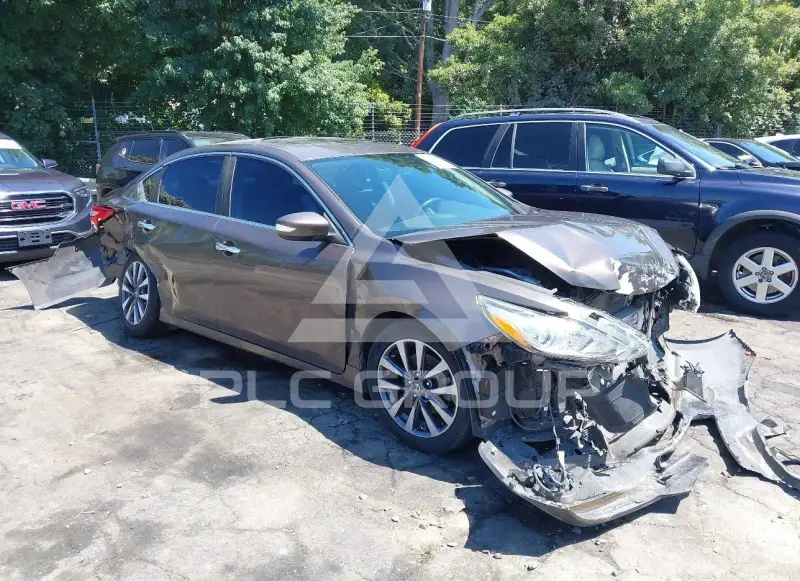 2017 Nissan ALTIMA фото