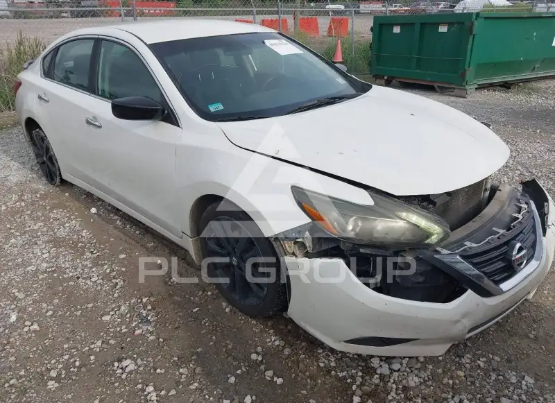 2017 Nissan ALTIMA фото