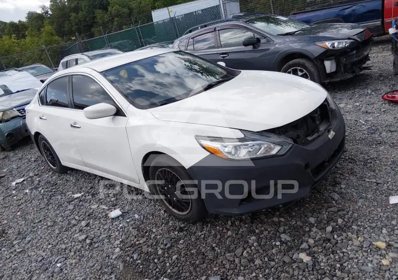 2017 Nissan ALTIMA фото