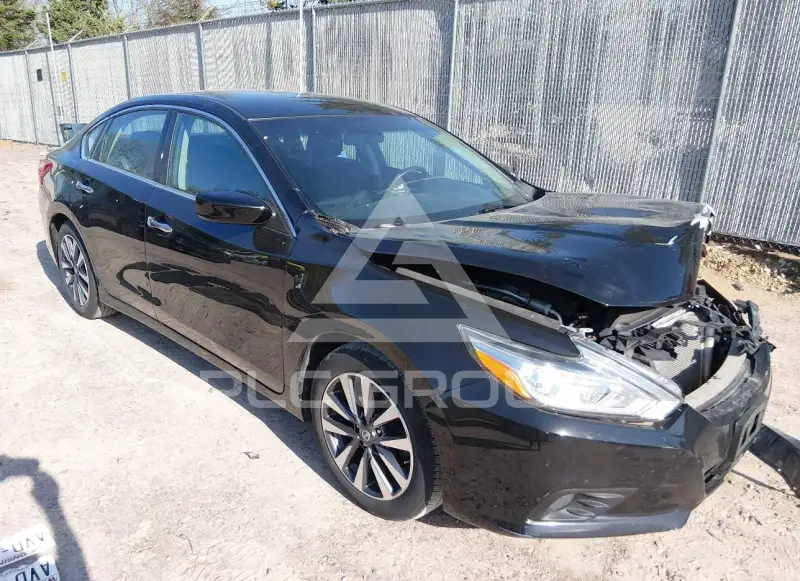 2017 Nissan ALTIMA фото