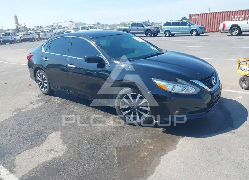 2017 Nissan ALTIMA photo