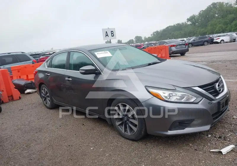 2017 Nissan ALTIMA фото