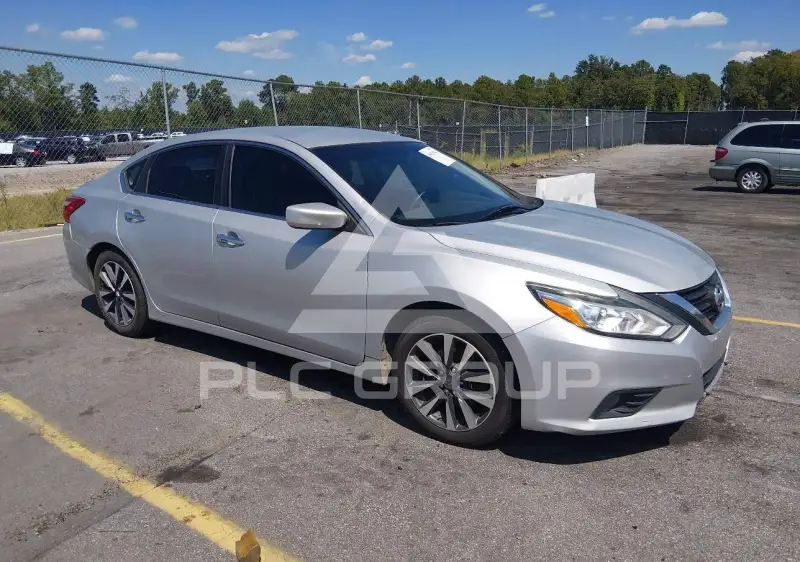 2017 Nissan ALTIMA фото