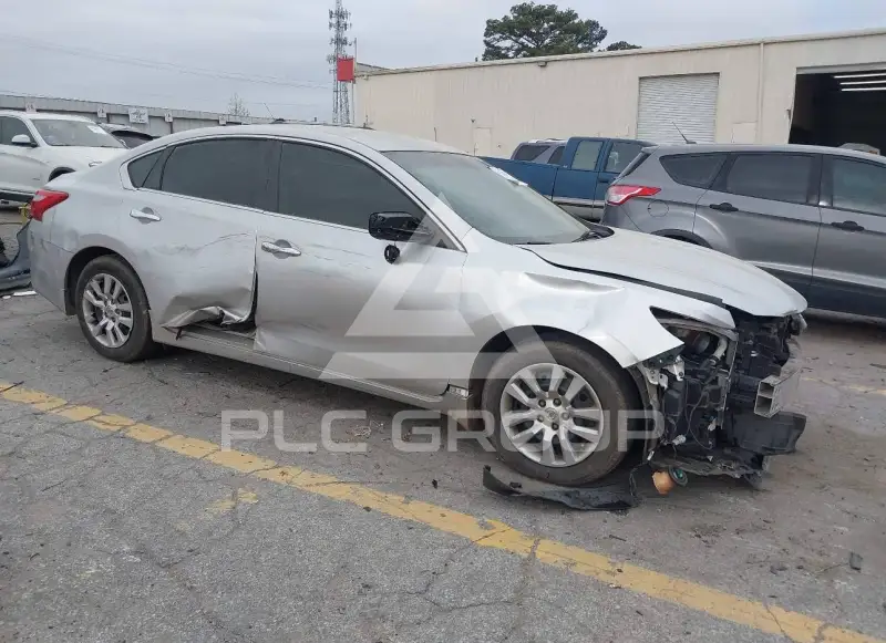 2017 Nissan ALTIMA фото