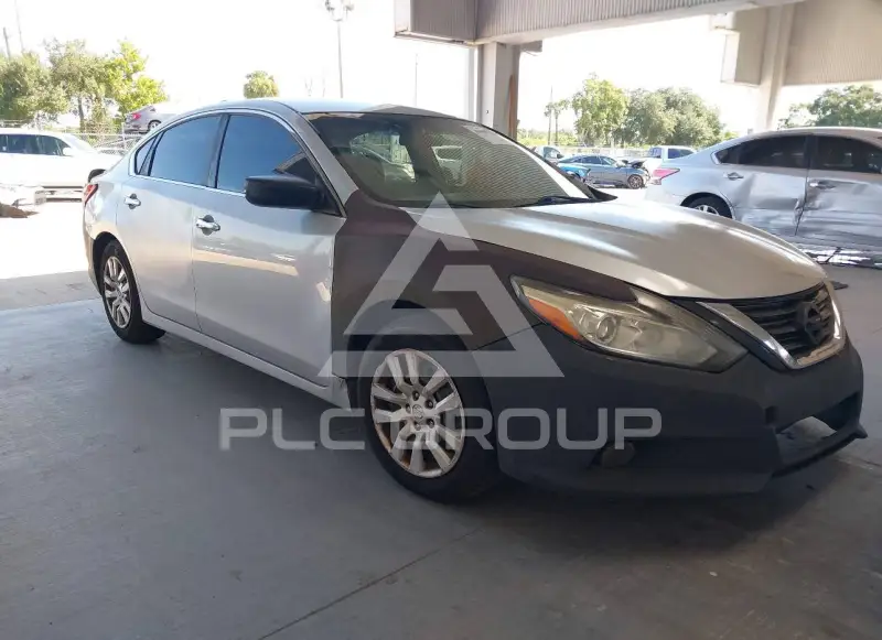 2017 Nissan ALTIMA фото