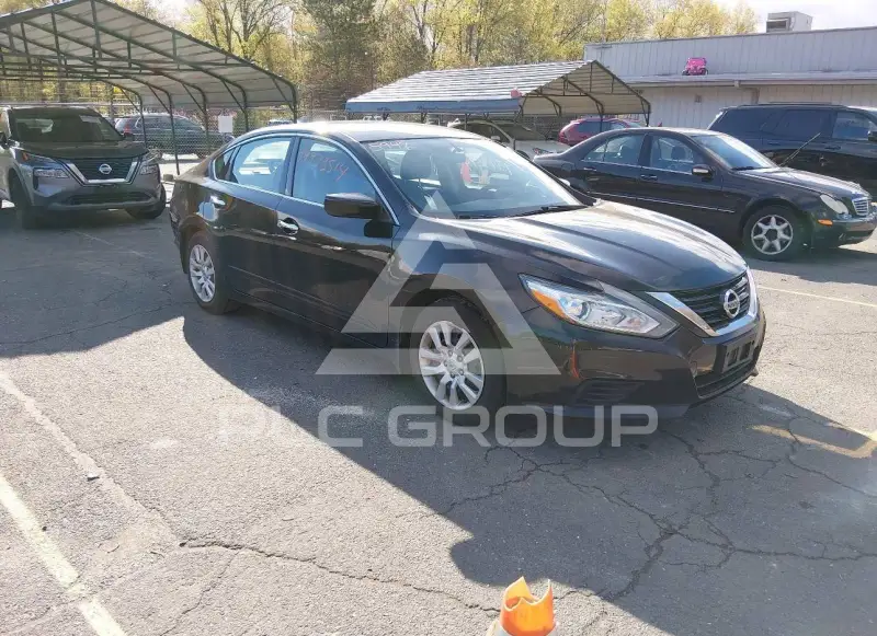 2017 Nissan ALTIMA фото