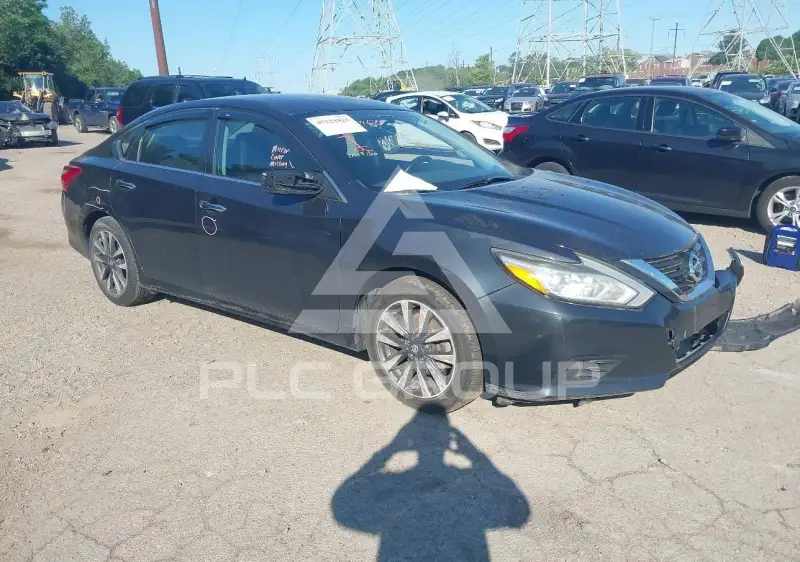 2017 Nissan ALTIMA фото