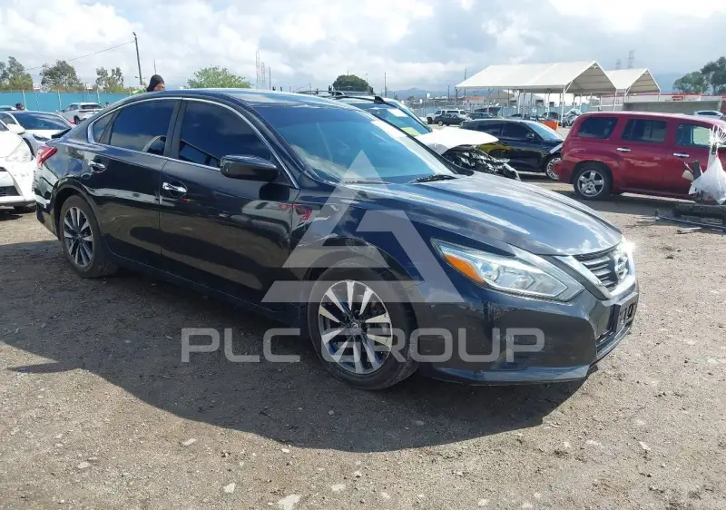 2017 Nissan ALTIMA фото