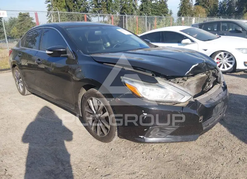2017 Nissan ALTIMA photo