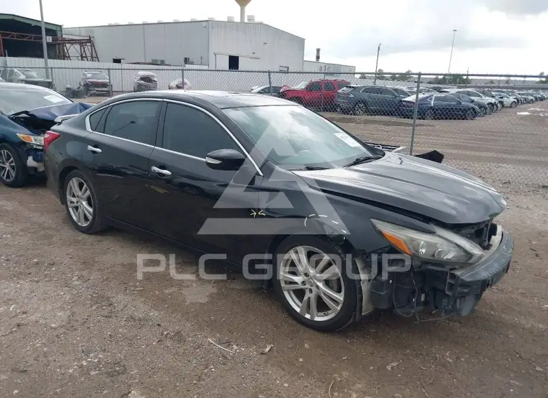 2017 Nissan ALTIMA фото