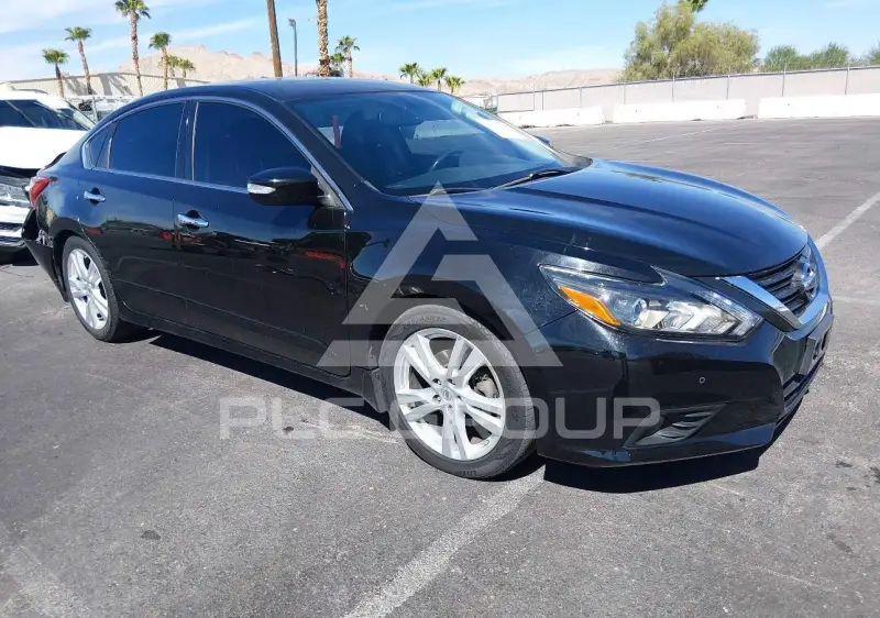 2017 Nissan ALTIMA фото
