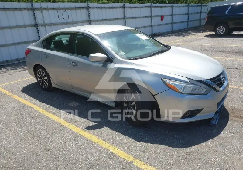 2017 Nissan ALTIMA фото