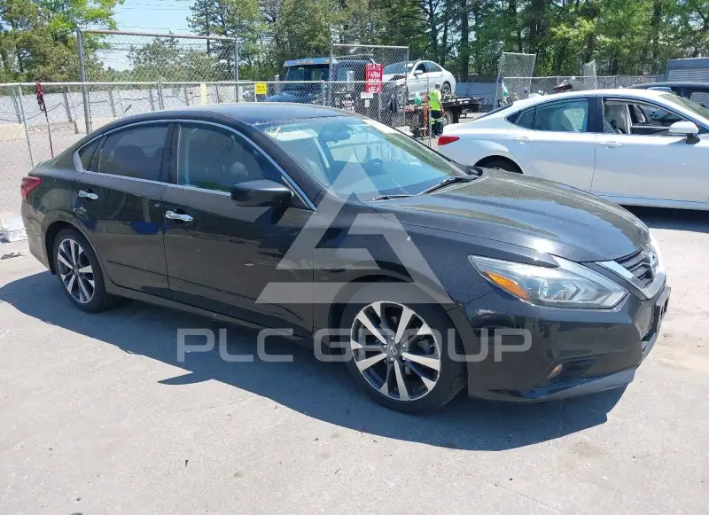2017 Nissan ALTIMA фото