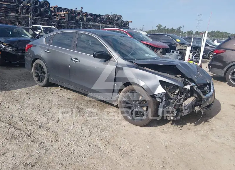 2017 Nissan ALTIMA photo