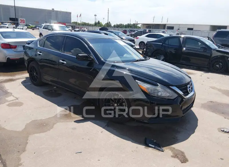 2017 Nissan ALTIMA фото