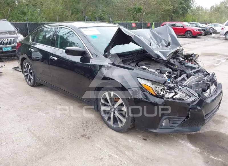 2017 Nissan ALTIMA фото