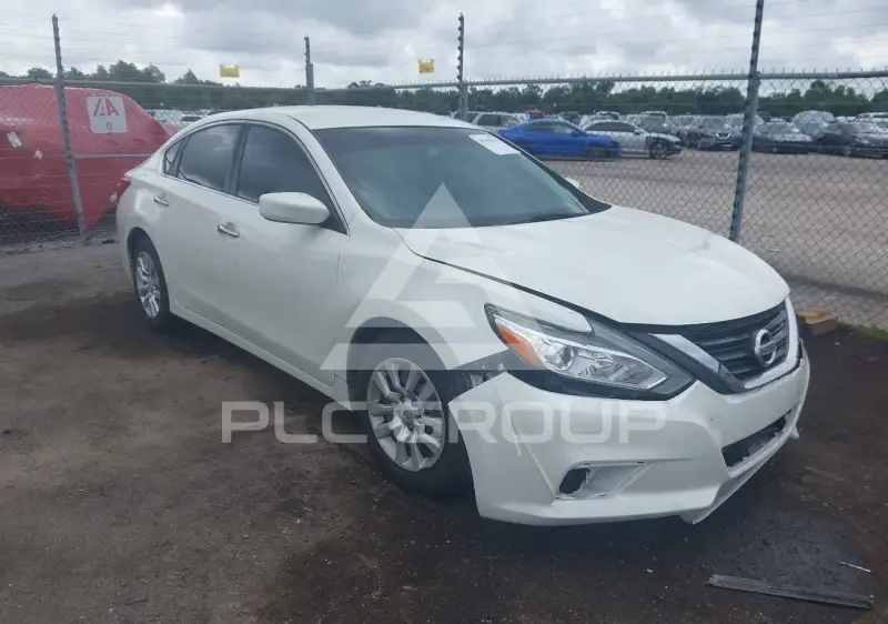 2017 Nissan ALTIMA фото