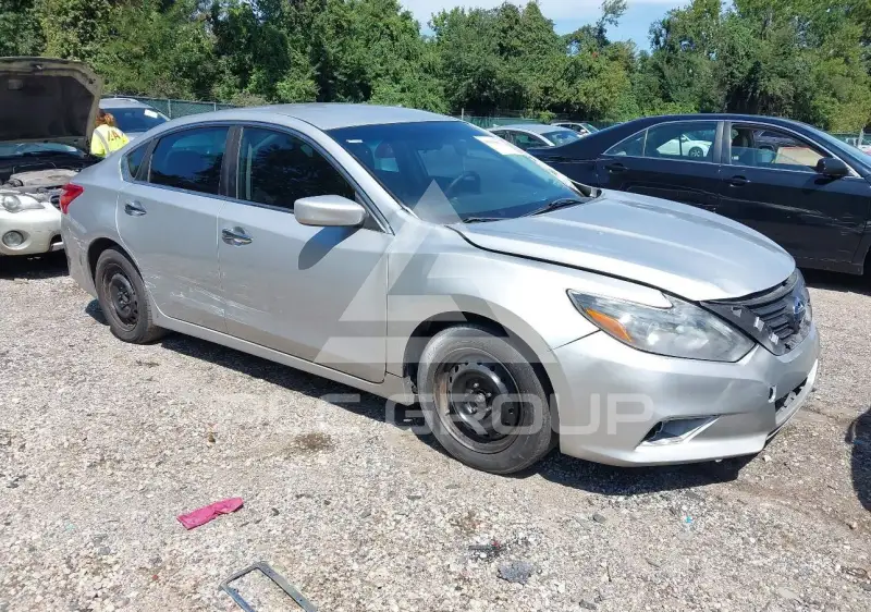 2017 Nissan ALTIMA фото