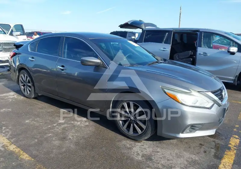 2017 Nissan ALTIMA фото