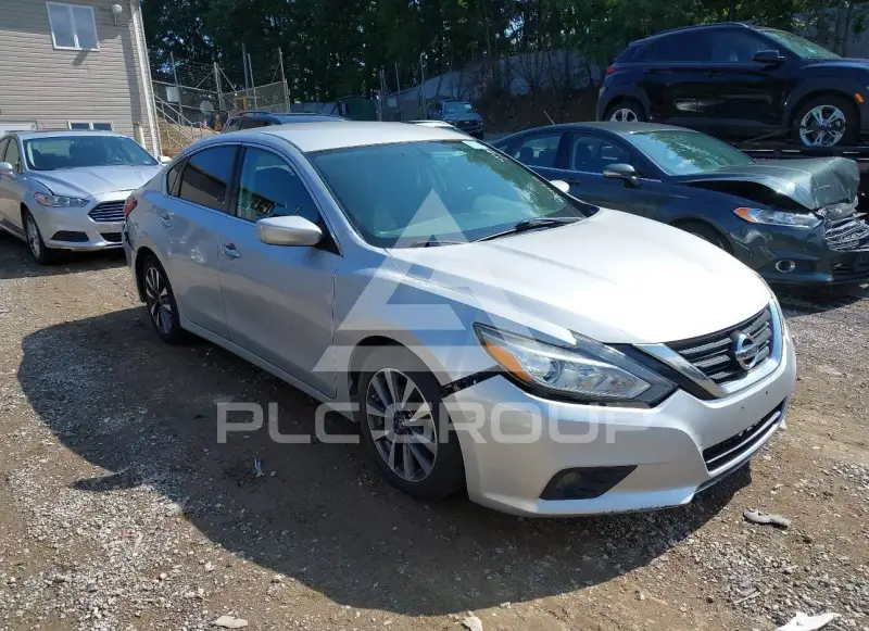 2017 Nissan ALTIMA фото