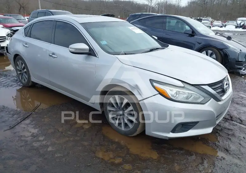 2017 Nissan ALTIMA фото