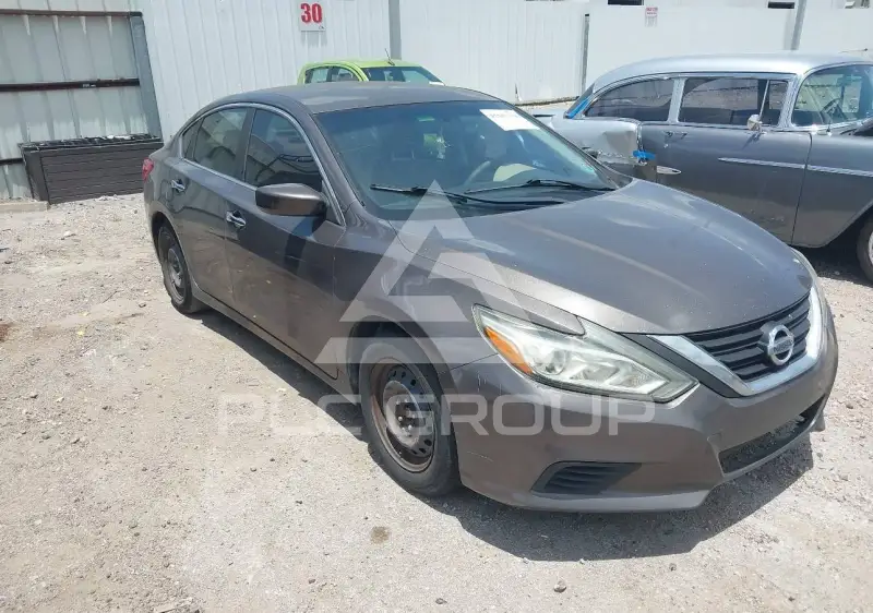 2017 Nissan ALTIMA photo