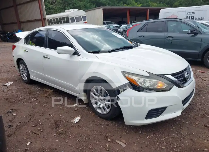 2017 Nissan ALTIMA фото
