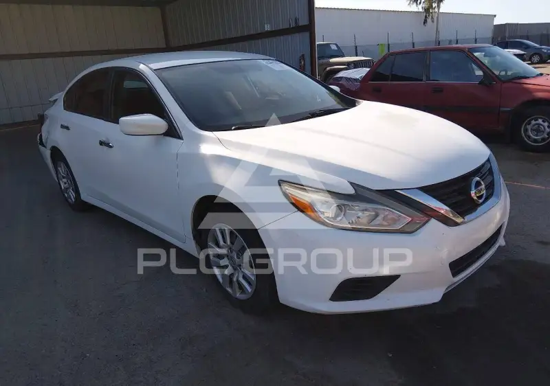 2017 Nissan ALTIMA фото