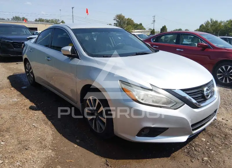 2017 Nissan ALTIMA фото