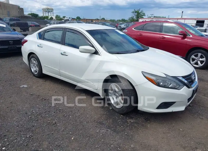 2017 Nissan ALTIMA photo