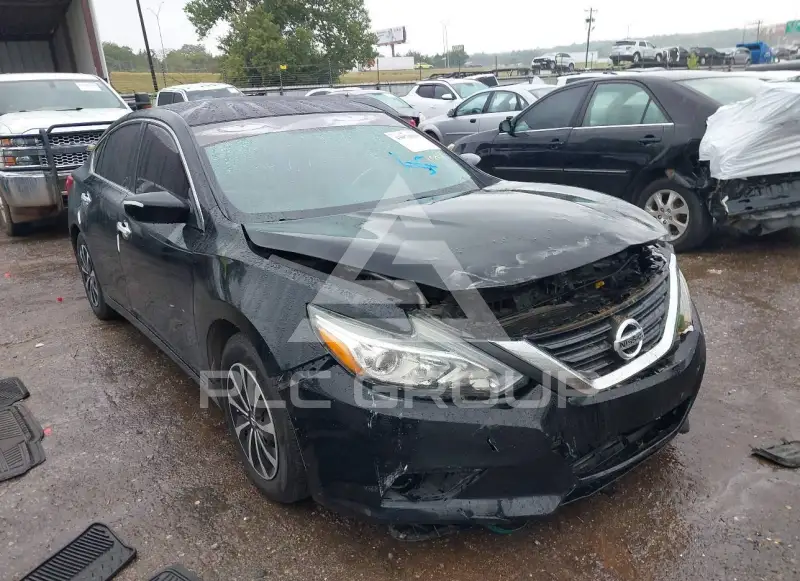 2017 Nissan ALTIMA фото