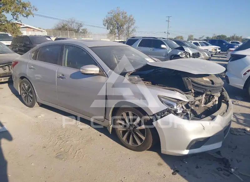 2017 Nissan ALTIMA photo