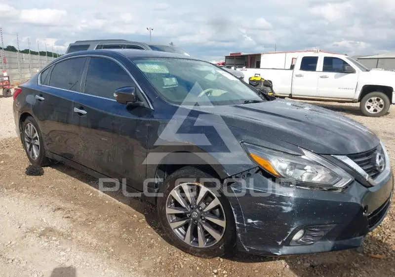 2017 Nissan ALTIMA фото